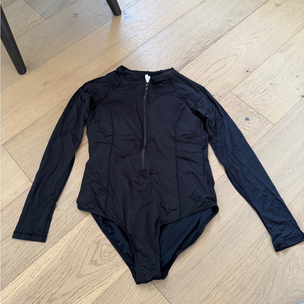 Sea Level Black Long Sleeve One Piece Swimsuit with Zip Front 12